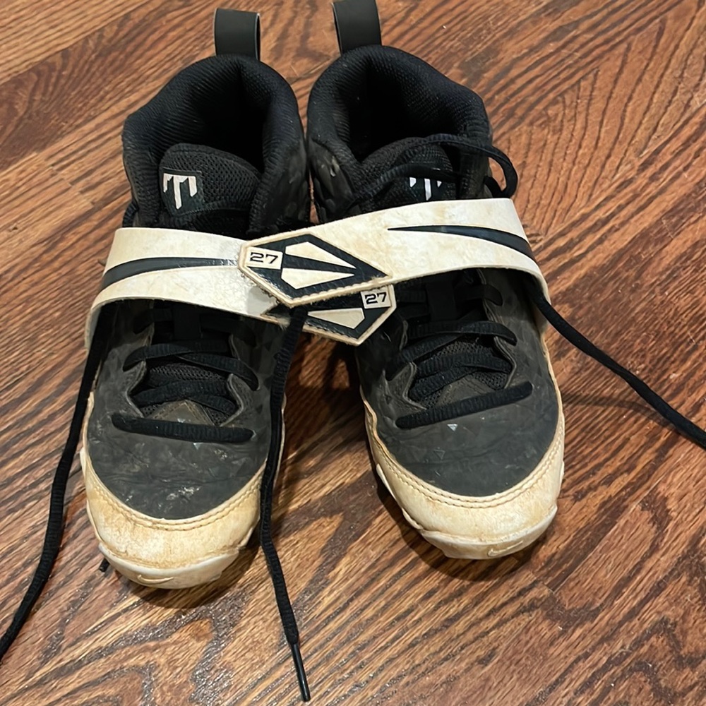 Nike Boy’s Mike Trout baseball cleats